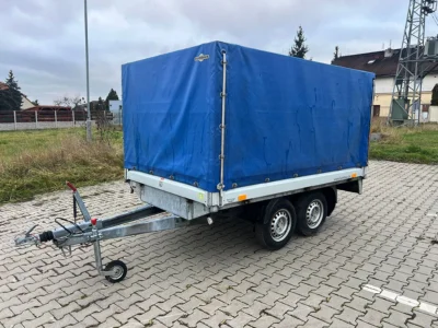 BRŽDĚNÝ PŘÍVĚS S PLACHTOU